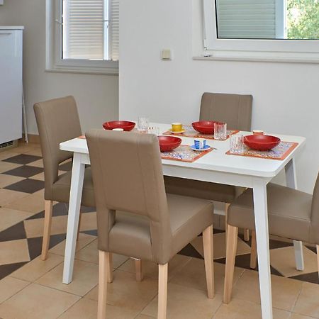 Cittanova Boutique Apartment Con Piscina Novigrad Istria Eksteriør billede